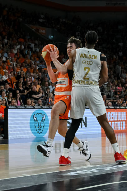 塞的主场 塞的主场